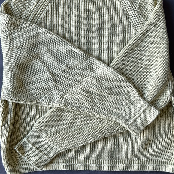 Lululemon Ribbed Turtleneck Sweater in Dew Green size XS/S - Picture 3 of 10